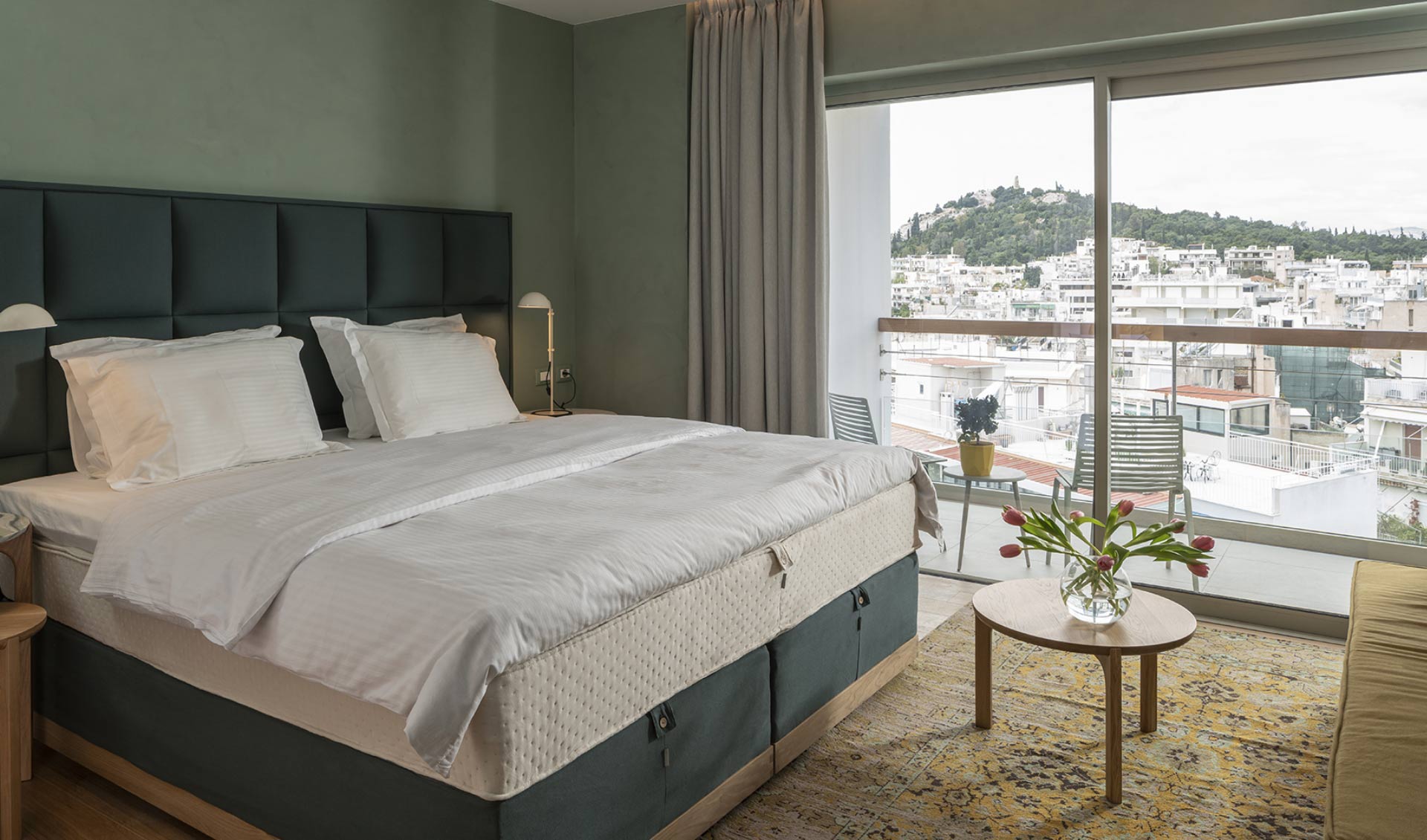 cocomat_hotels_athens_christmas_offers_01_direct_booking_benefits_hero