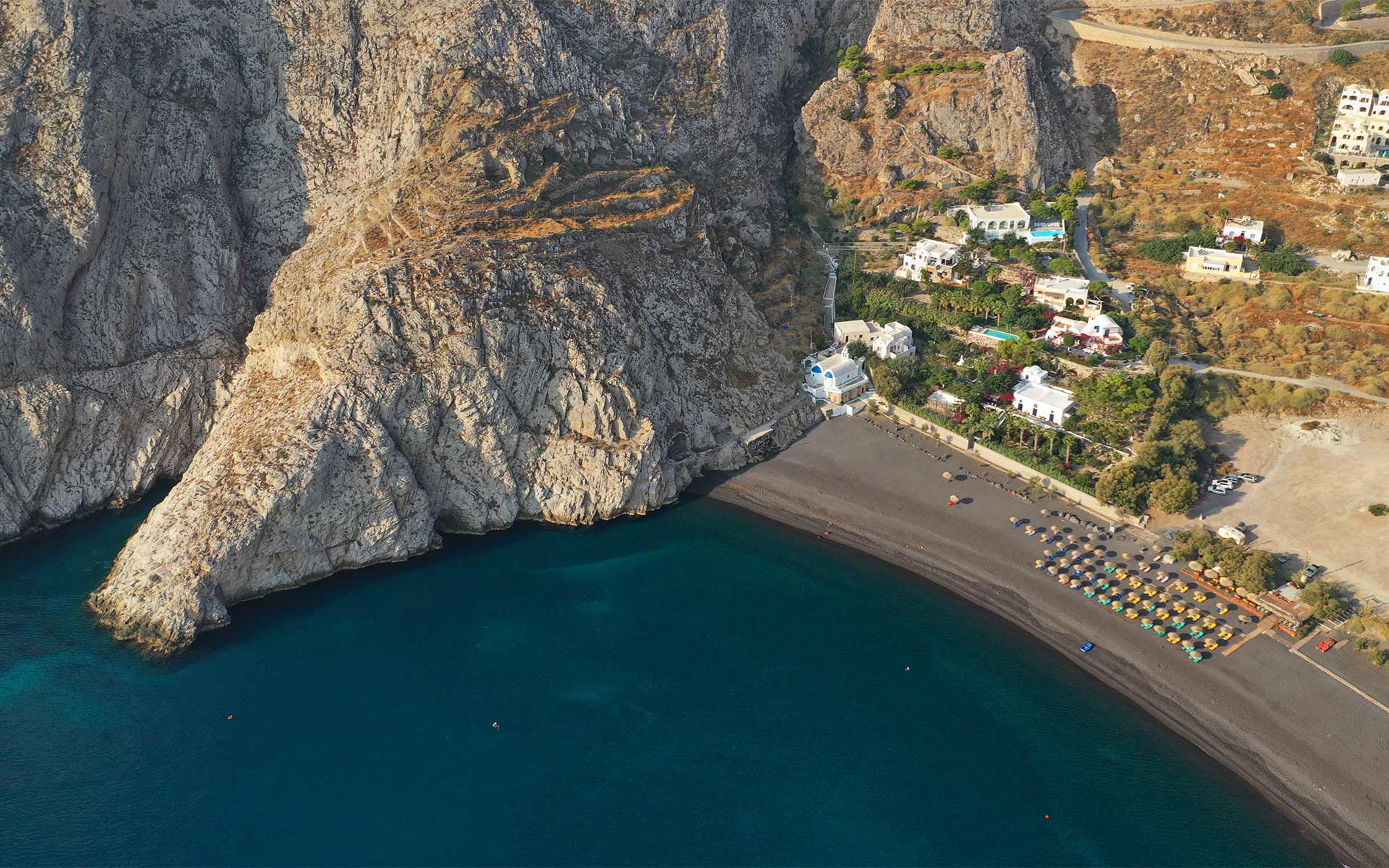 santorini beaches coco mat hotels santorini akrotiri 3